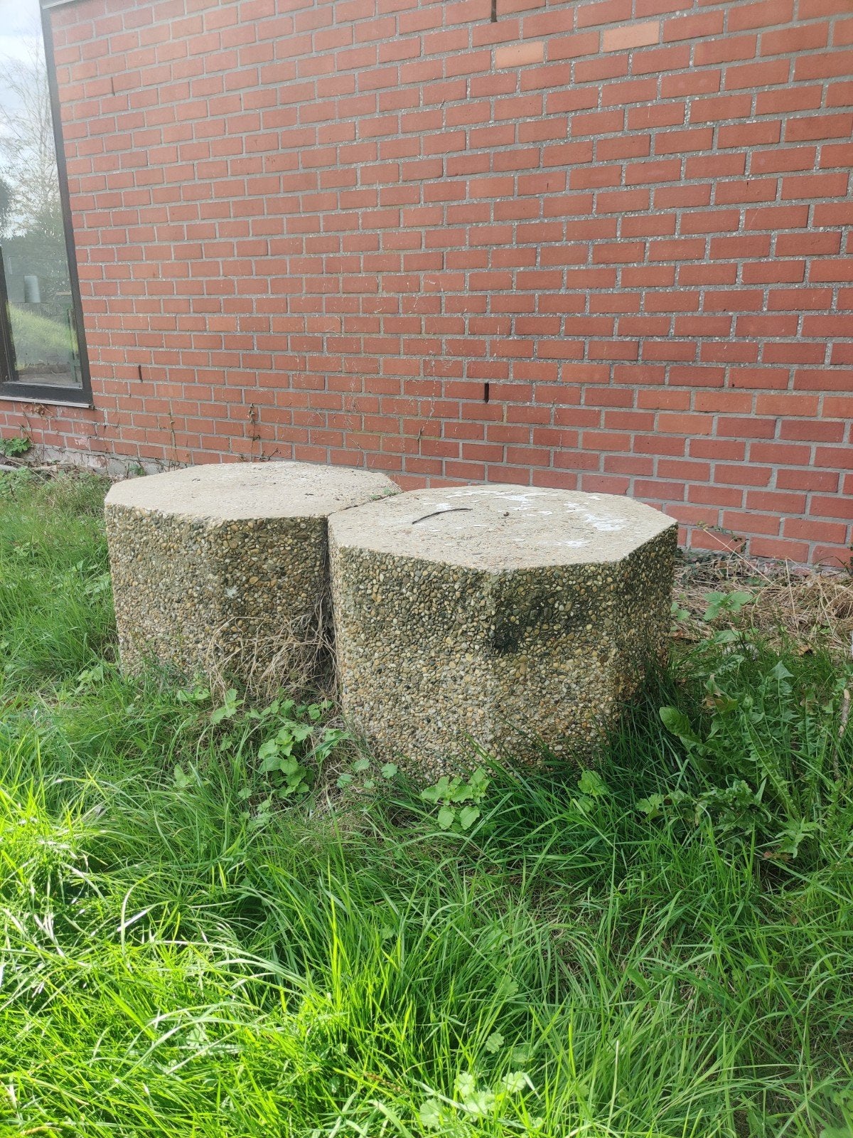 GRATIS PLANTENBAKKEN BETON, Ophalen