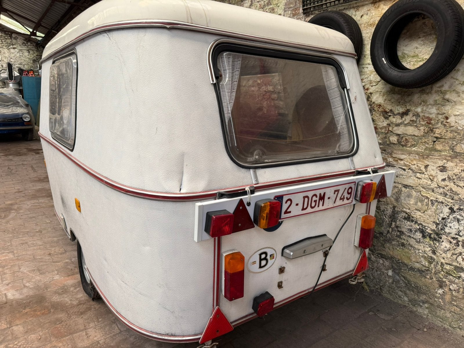 Eriba Puck 70’ Châssis très sain, 3 pneus neufs, Caravanes & Camping, Entreprise, Jusqu'à 4 m, Eriba, Jusqu'à 2