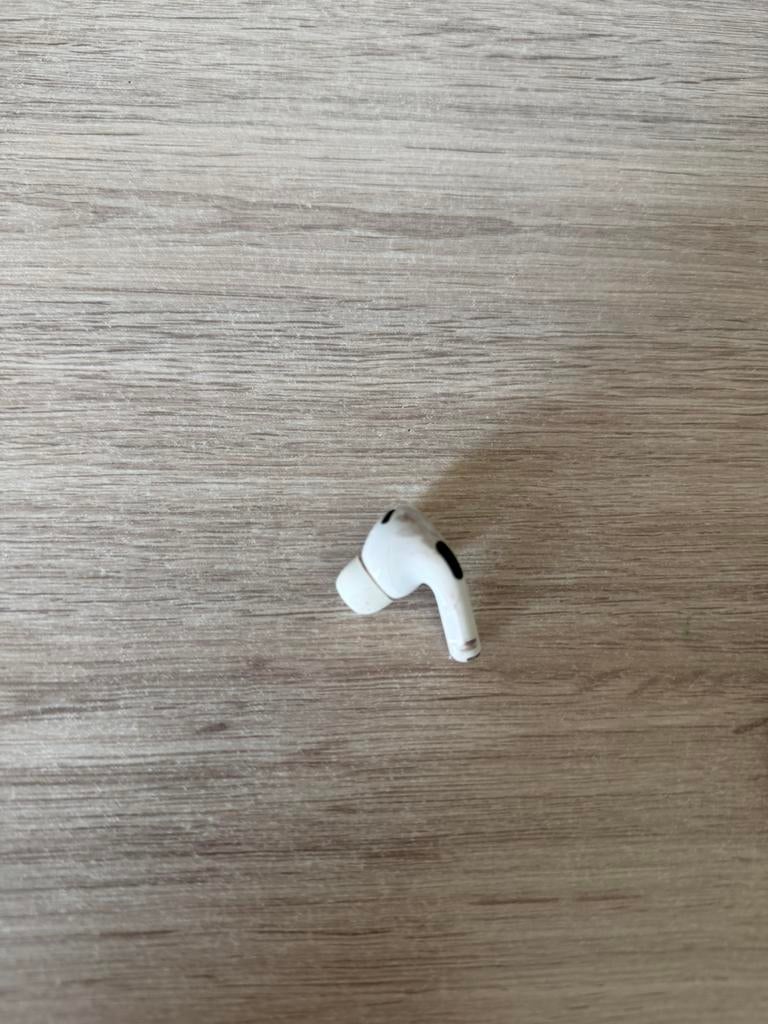 Airpod pro gen 2 linker oortje, Ophalen, Zo goed als nieuw