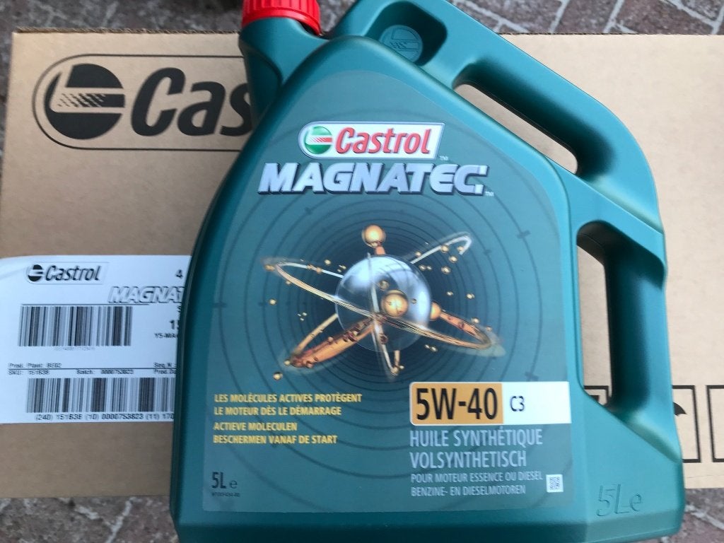 huile moteur Castrol MAGNATEC 5W40 ACEA C3, Envoi