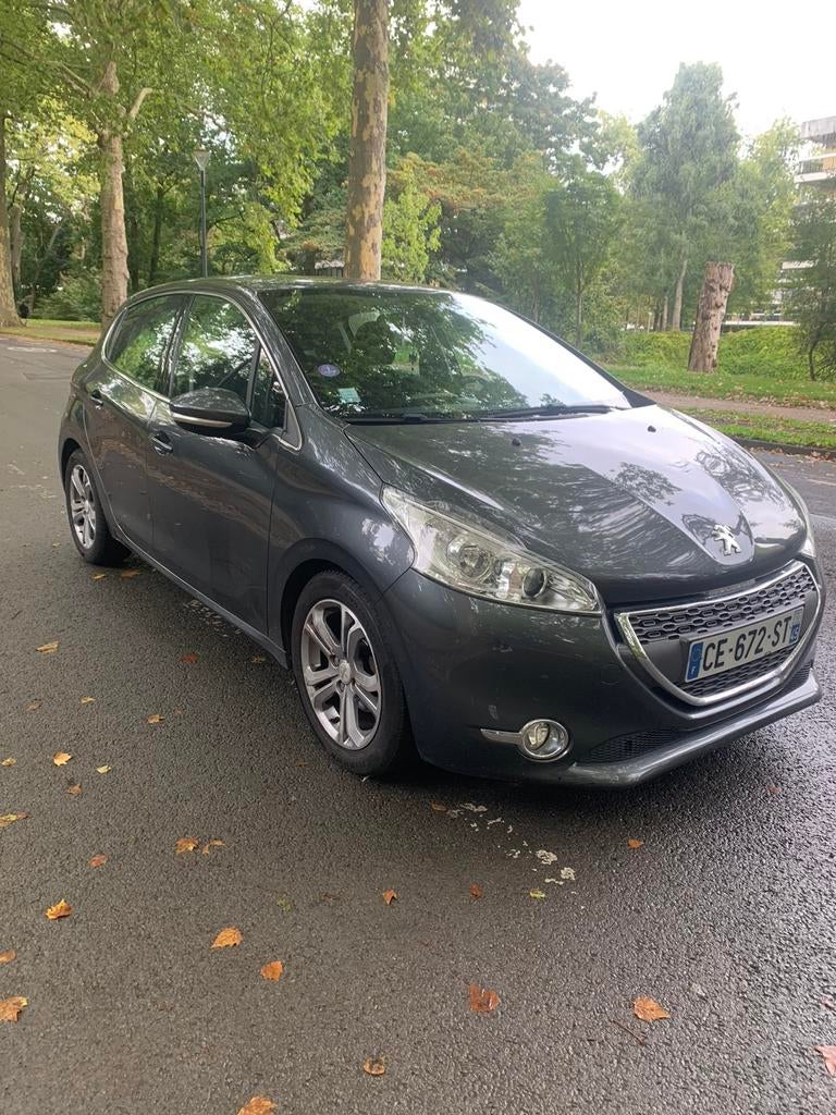 208 ESSENCE 1.6L 120cv, Autos, Peugeot, Achat, Berline, Particulier, Essence