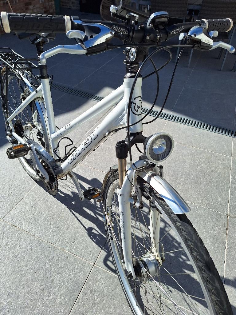 Mooie tourfiets : Ghost TR1800 Trekkingserie 28'', Fietsen en Brommers, Gebruikt, 47 tot 50 cm, Versnellingen, Schijfrem