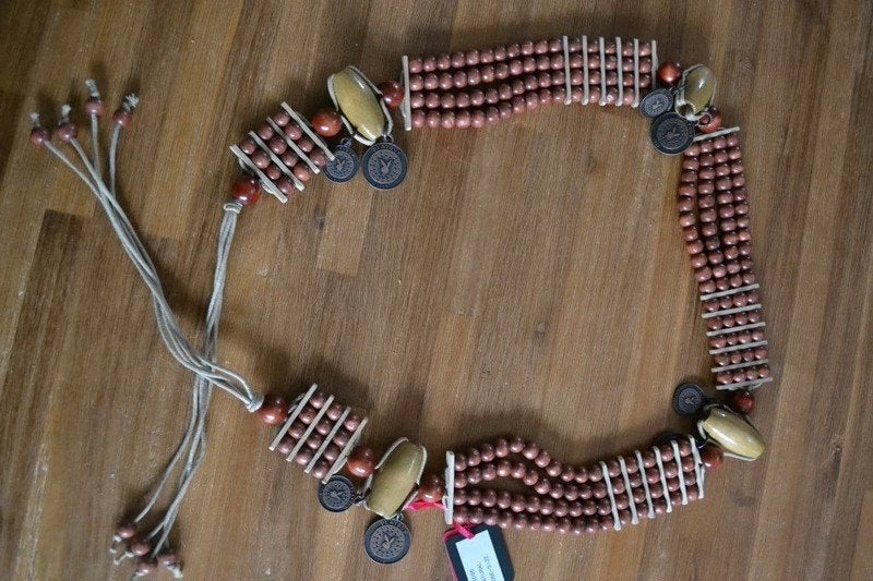 Nieuwe houten riem van playboy, Verzenden