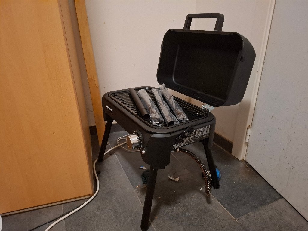 Campingaz Tour & Grill CV Plus gasbarbecue, Tuin en Terras, Gasbarbecues, Ophalen, Zo goed als nieuw, Campingaz