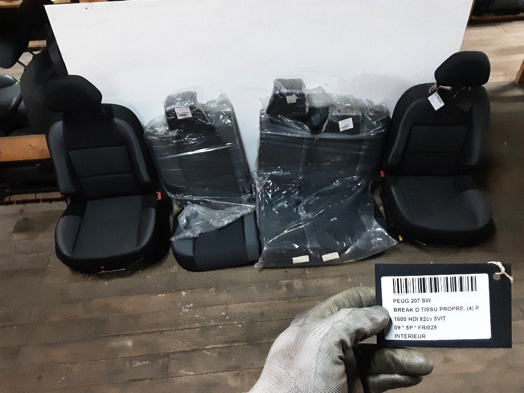 INTERIEUR COMPLET Peugeot 207 SW (WE / WU) (01-2007/12-2013), Autos : Pièces & Accessoires, Mevr. I. Hauben, Utilisé, Rue de l'Espoir 34 34
4030  GRIVEGNÉE, BE