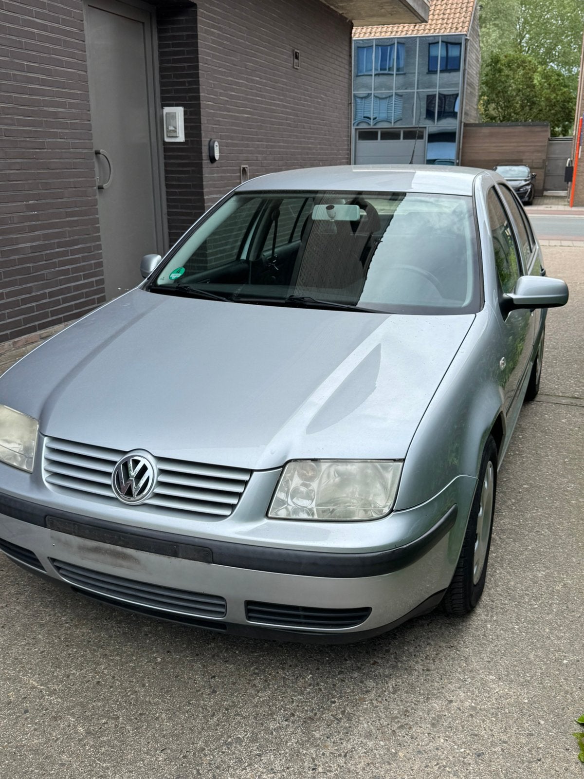 Volkswagen Bora 1.6 Benzine Automaat/AIRCO / trekhak, Auto's, Automaat, Bora, Bedrijf, 5 deurs