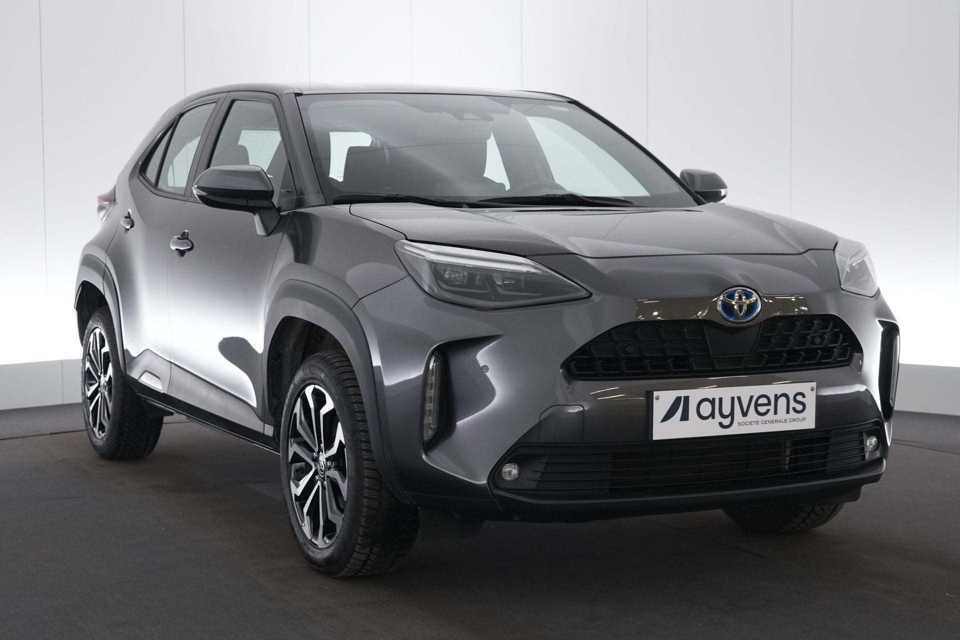 (2CHC070) TOYOTA YARIS CROSS, https://public.car-pass.be/vhr/38344cb8-68b0-466f-8fef-38a4e233f5d1, Gebruikt, Euro 6, 1490 cc