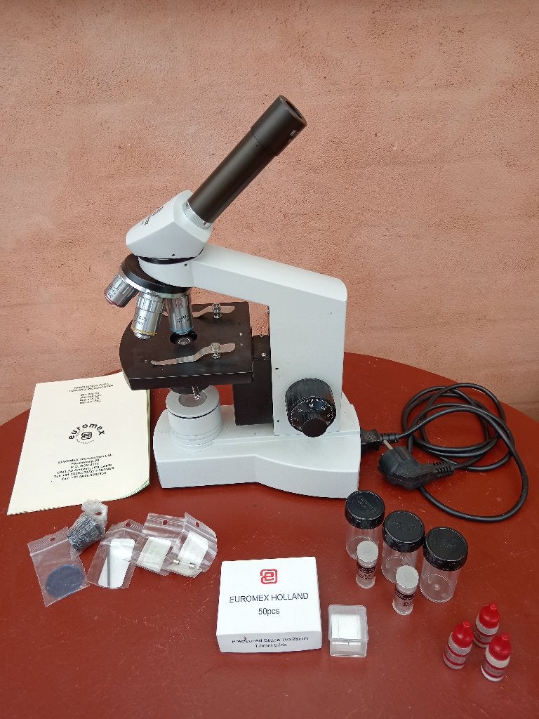 Microscope, Enlèvement ou Envoi, Comme neuf, 400x à 1000x, Microscope biologique