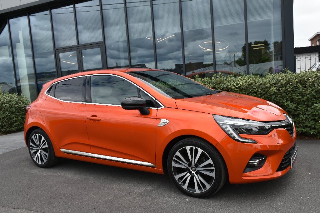 RENAULT Clio Hybrid E-TECH InitialeFULL OPTION/LED/ TREKHAAK, Autos, Renault, Cuir, Achat, Euro 6, Entreprise