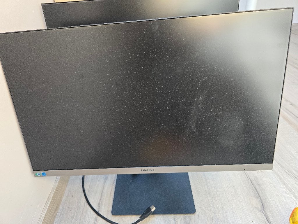 Samsung 27" scherm, Ophalen, IPS, In hoogte verstelbaar, Zo goed als nieuw