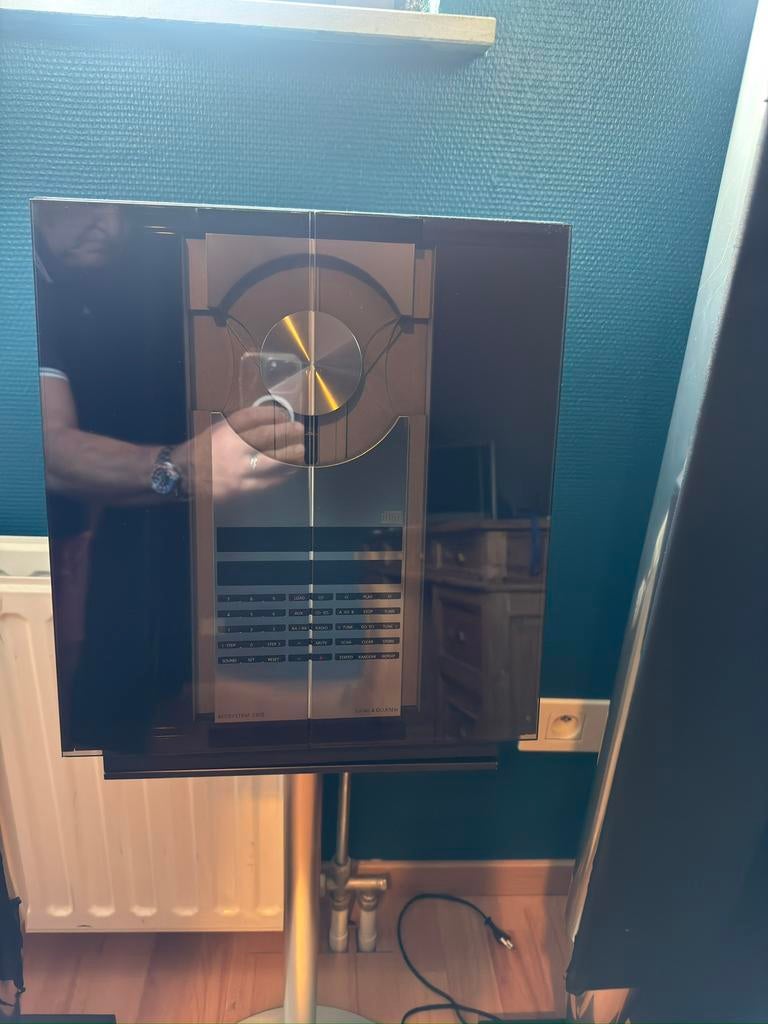 Chaîne Bang Olufsen, Ophalen