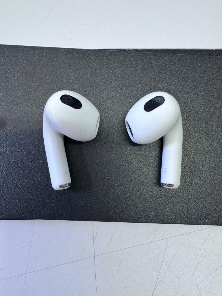 Airpods 3 ZONDER CASE, In gehoorgang (in-ear), Ophalen of Verzenden, Zo goed als nieuw, Apple