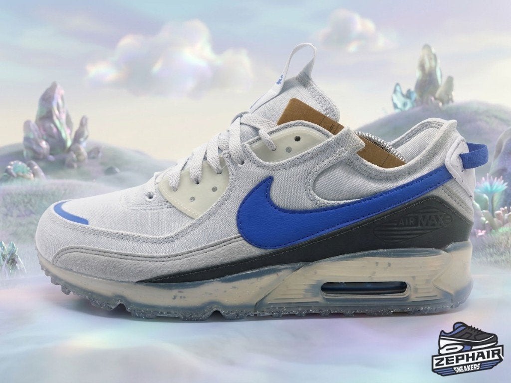 Nike Air Max 90 TerraScape 'Platinum/Royal' EU45.5 2022, Kleding | Heren, Schoenen, Wit, Nike, Nieuw, Ophalen of Verzenden