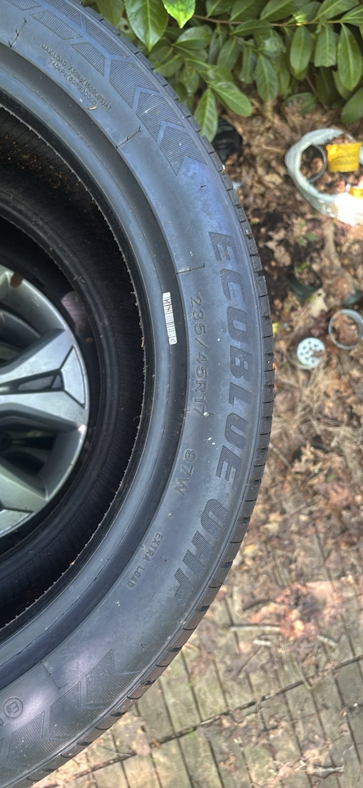 Pneus 235/45r17 97w XL NEUF, Enlèvement, Neuf