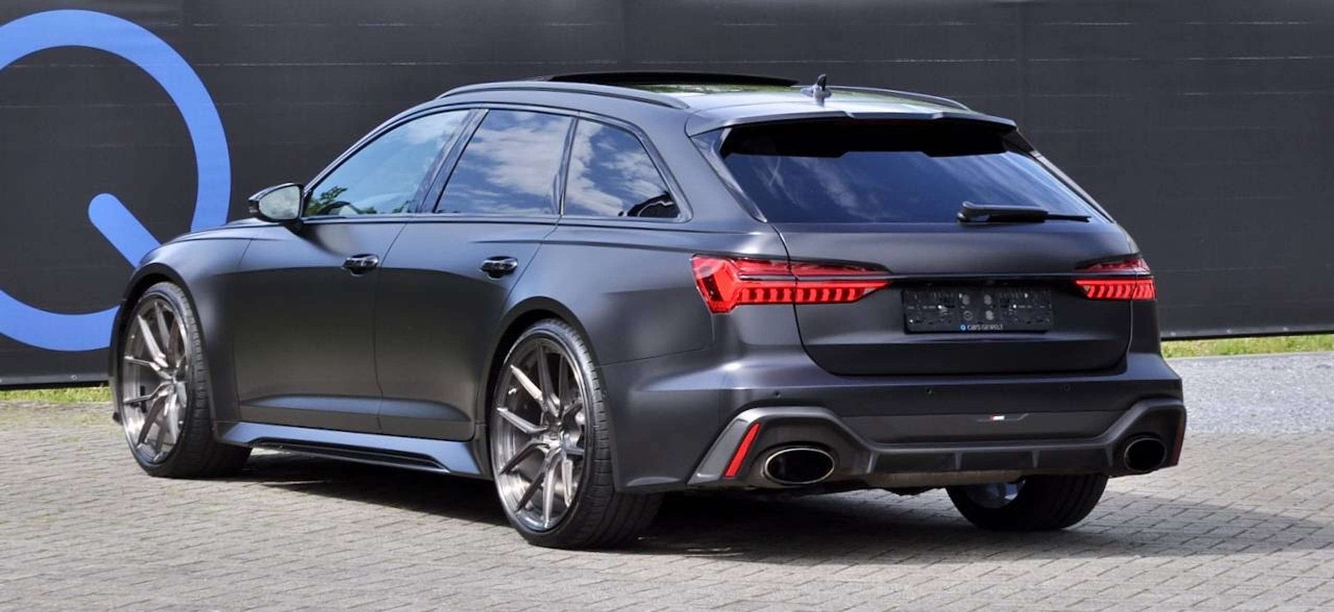 Audi RS6 QUATTRO FULL OPTION COMPLETE AKRAPOVIČ 1000NM UNIE, Autos, Achat, 3996 cm³, Euro 6, Entreprise