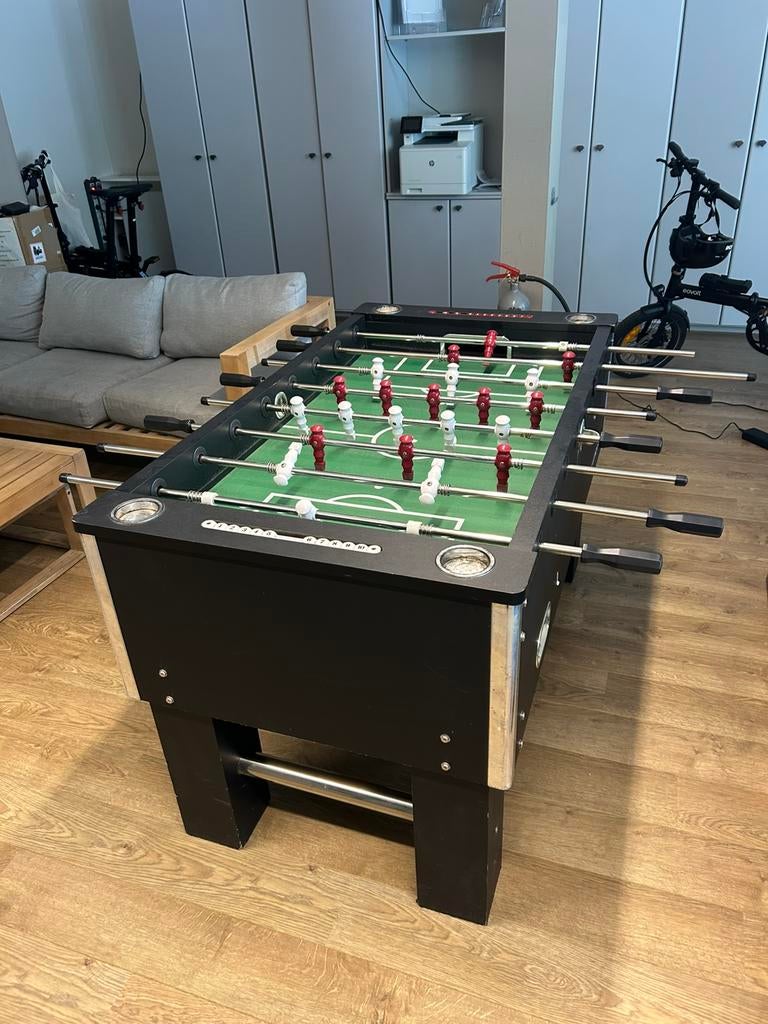 Tafelvoetbal, Ophalen, Gebruikt