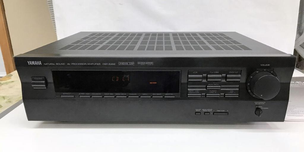 Yamaha DSP-E492 surround processor, Enlèvement, Utilisé, Autres systèmes, Yamaha