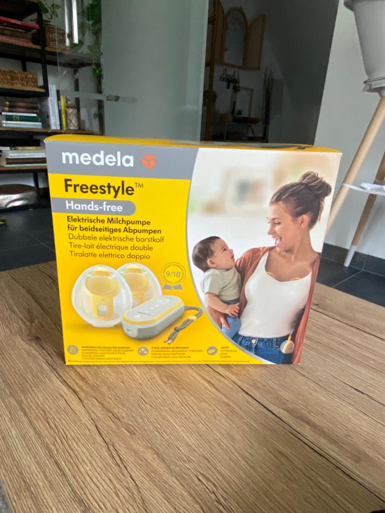 NIEUW IN VERPAKKING! Medela Freestyle Borstkolf Handsfree, Ophalen of Verzenden, Nieuw, Borstkolf