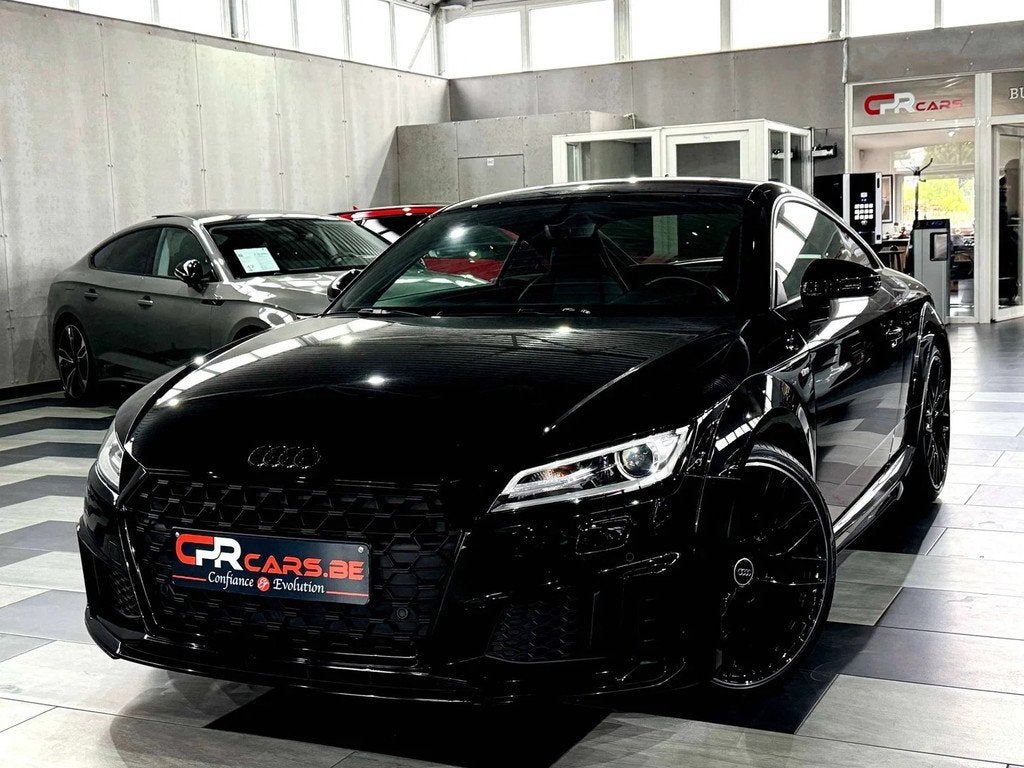 Audi TT Coupé 40 TFSI S Line Compétition Shadow Look Etat, Automaat, Gebruikt, 4 cilinders, 1984 cc
