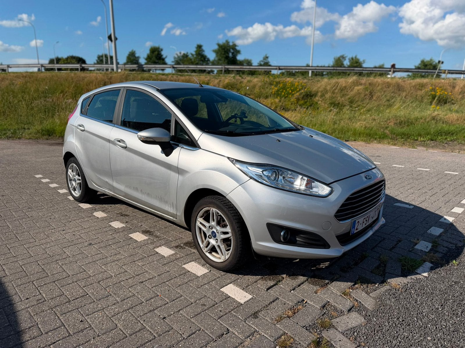 Ford fiesta - 2014 - benzine - airco, Auto's, Ford, Handgeschakeld, 5 deurs, Particulier, Fiësta