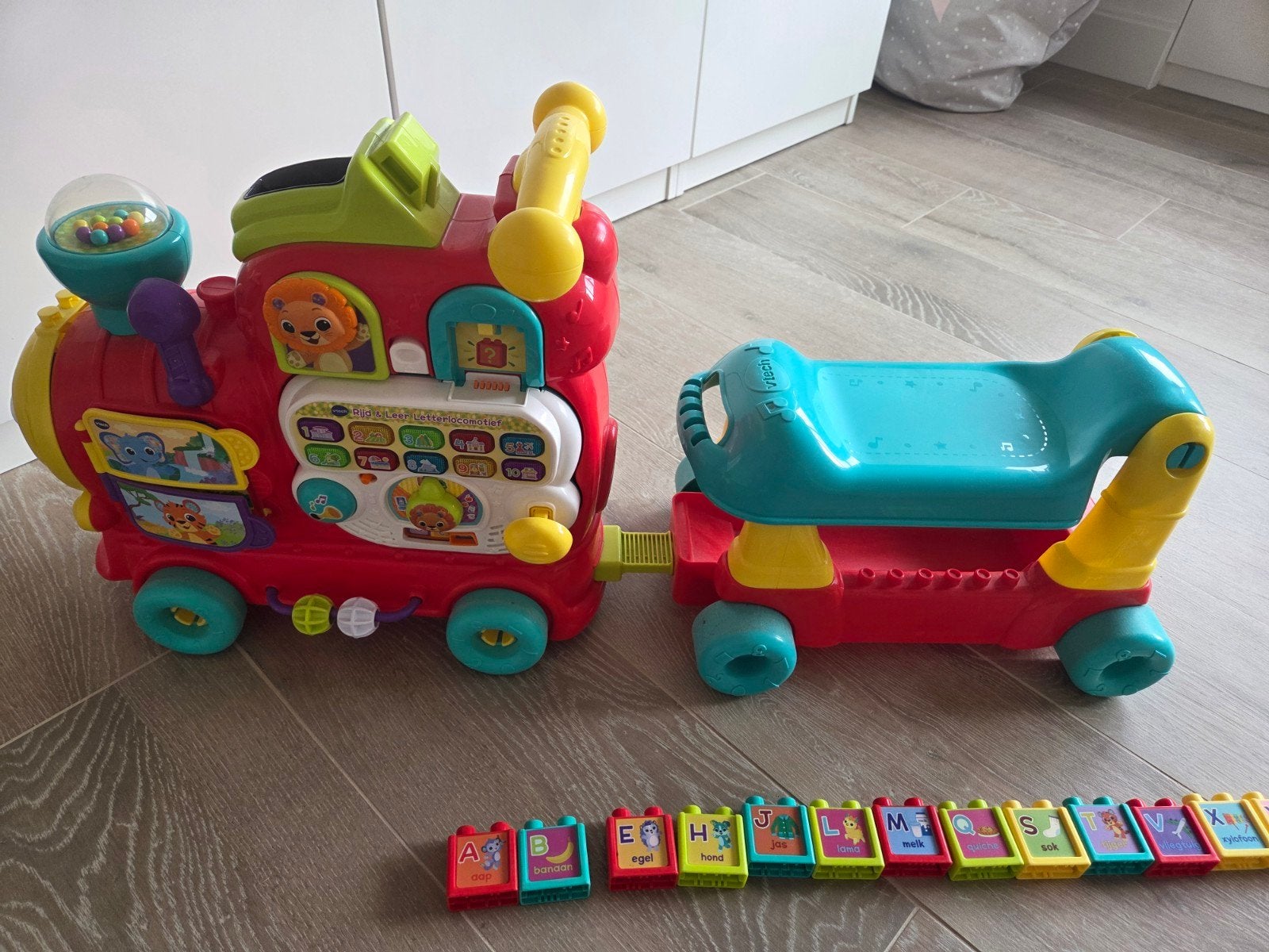 V tech trein met blokken. Prima staat!, Kinderen en Baby's, Speelgoed | Vtech, Ophalen