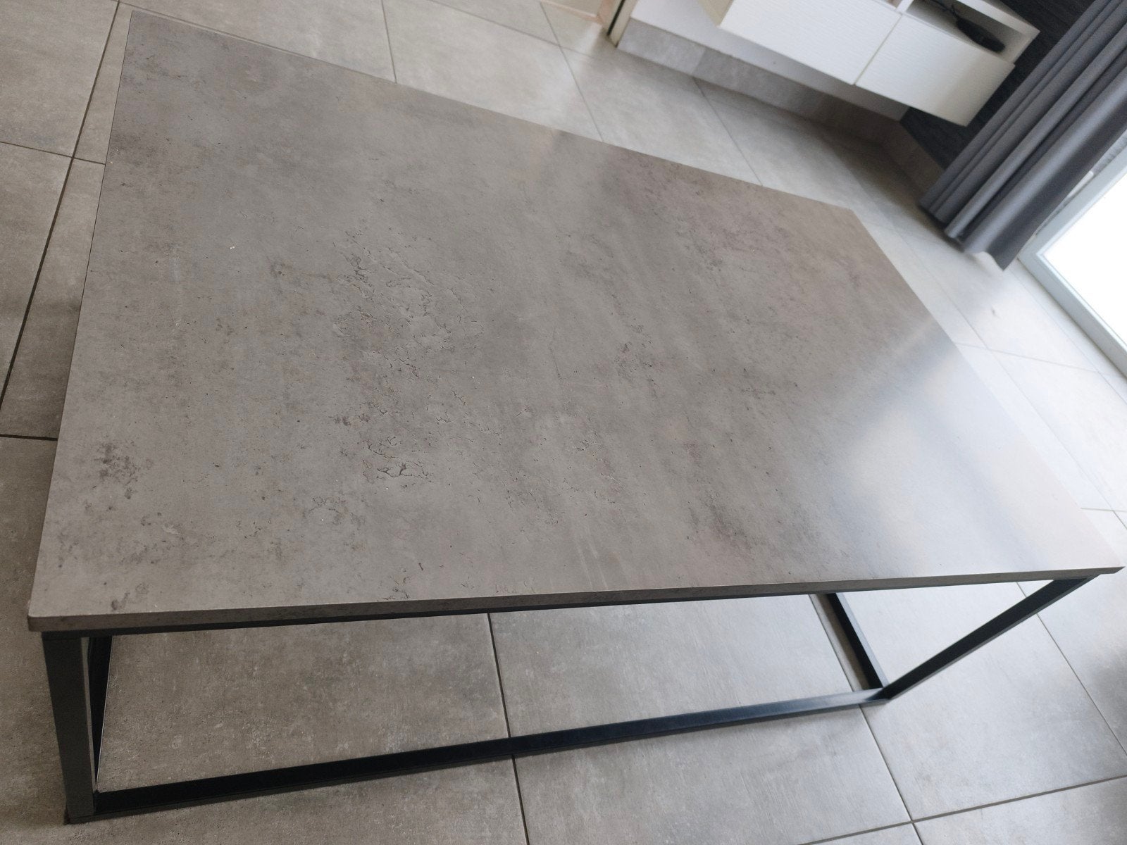 Table basse imitation beton