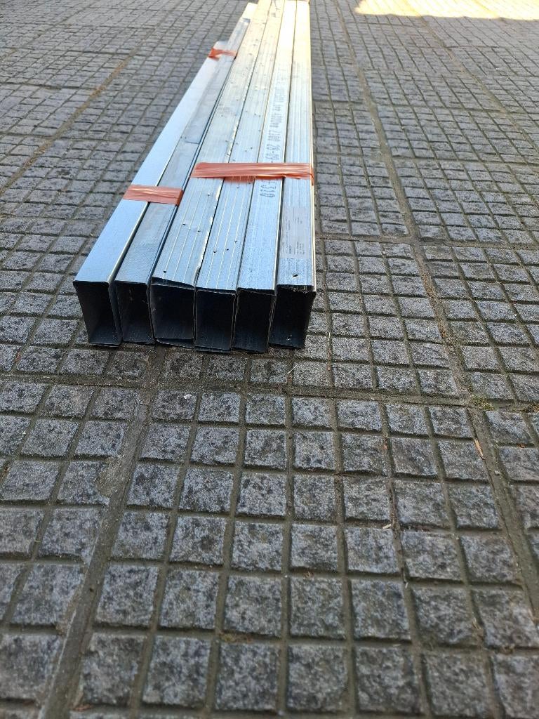 Metal stud profielen van 100 , 75 , 50 en plafondprofielen., Doe-het-zelf en Bouw, Overige Doe-Het-Zelf en Bouw, Gebruikt, Ophalen