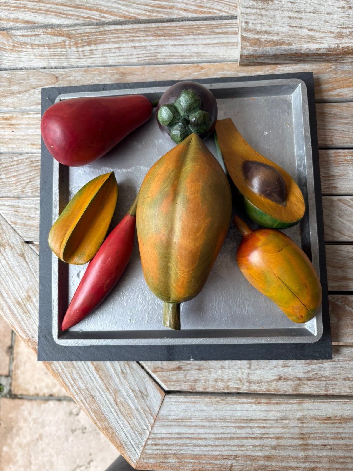 Schaal met glazen coupe en houten sierfruit, Huis en Inrichting, Ophalen, Zo goed als nieuw, Hout