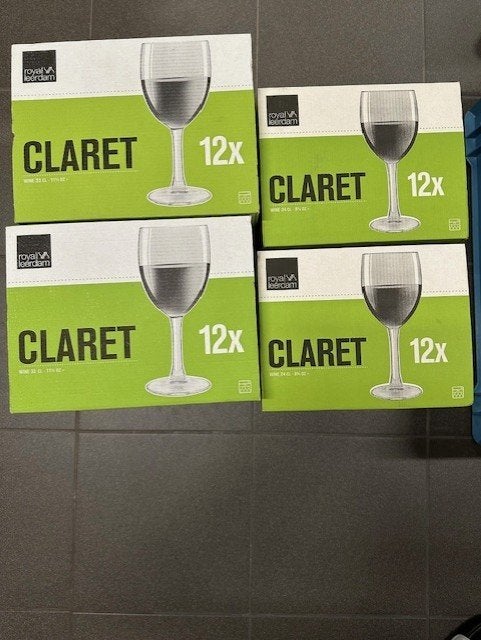 48 nieuwe wijnglazen, Ophalen, Nieuw