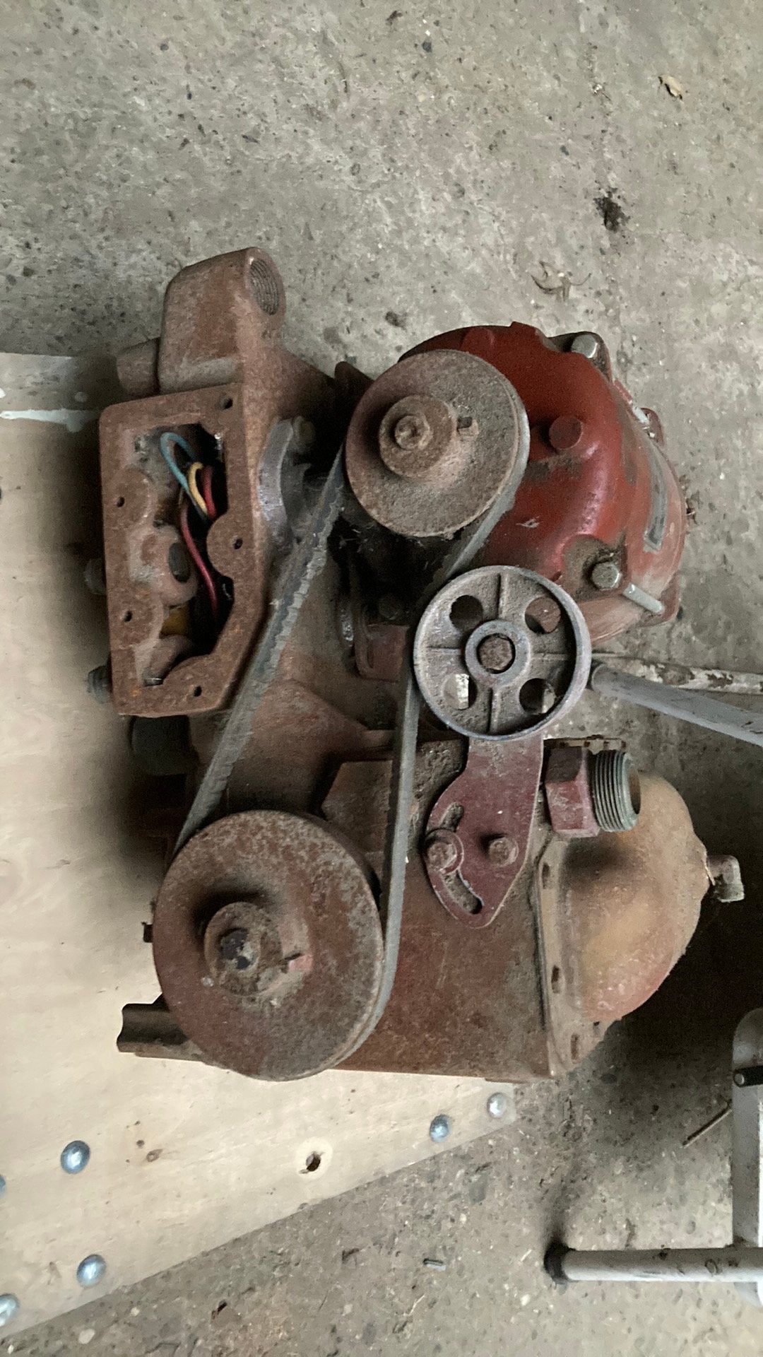 Bezinepomp, Bricolage & Construction, Moteurs, Enlèvement, Utilisé