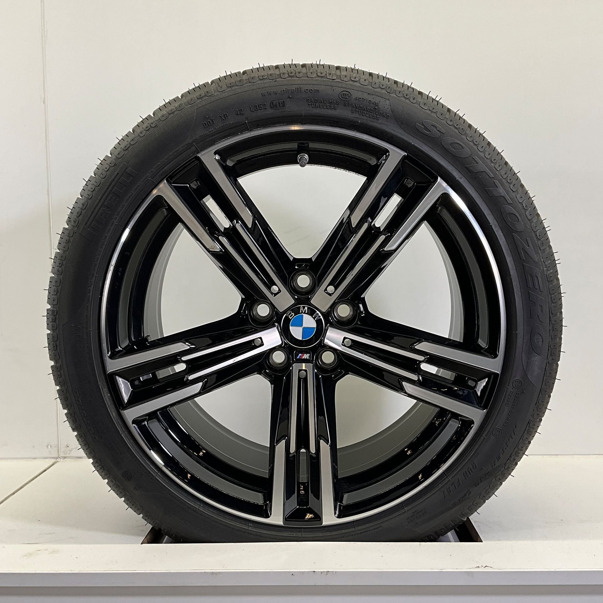 NIEUW BMW 2, 3 EN 4 SERIE BREEDSET VELGEN + WINTERBANDEN 18, Auto-onderdelen, 18 inch, -, -, Banden en Velgen