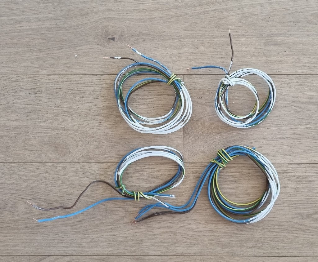 Des bouts de fil électrique (phase + neutre + fil de terre), Enlèvement ou Envoi, Comme neuf, Câble ou Fil électrique