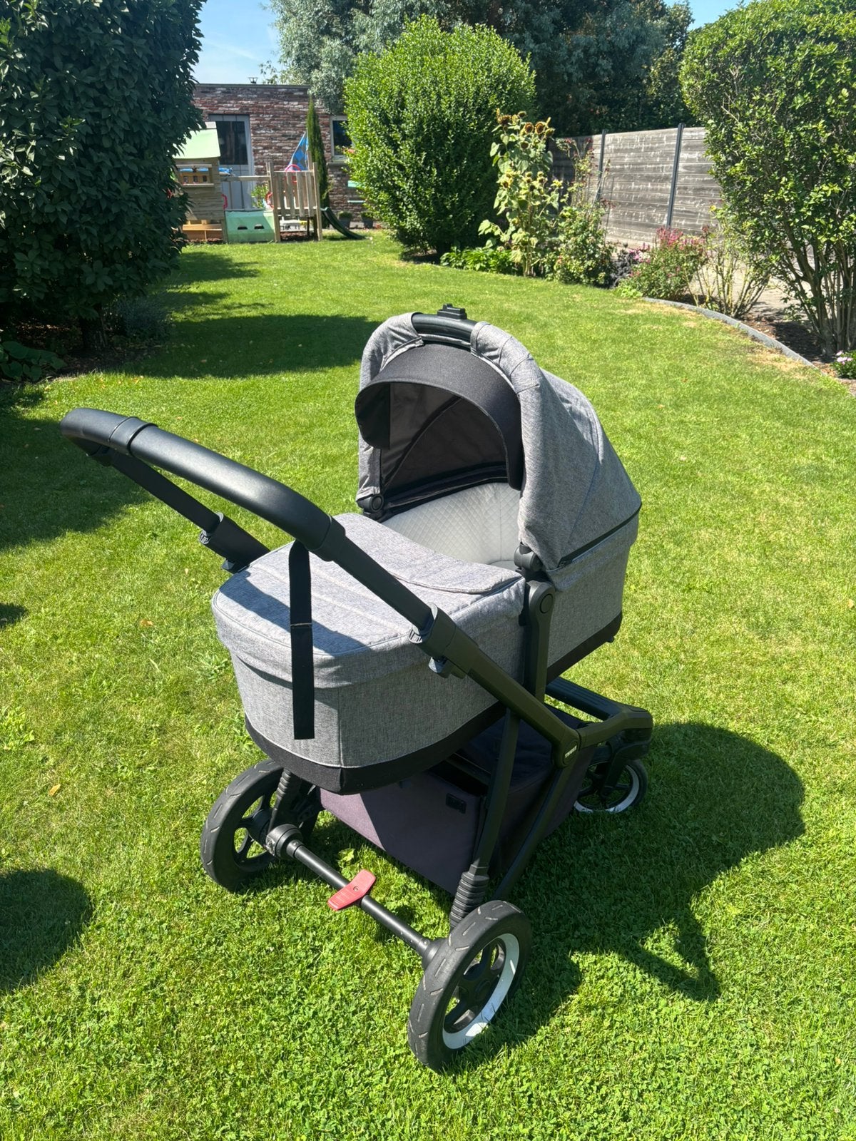 Thule Sleek Buggy/ Kinderwagen, Kinderen en Baby's, Kinderwagens en Combinaties, Ophalen, Zo goed als nieuw, Kinderwagen