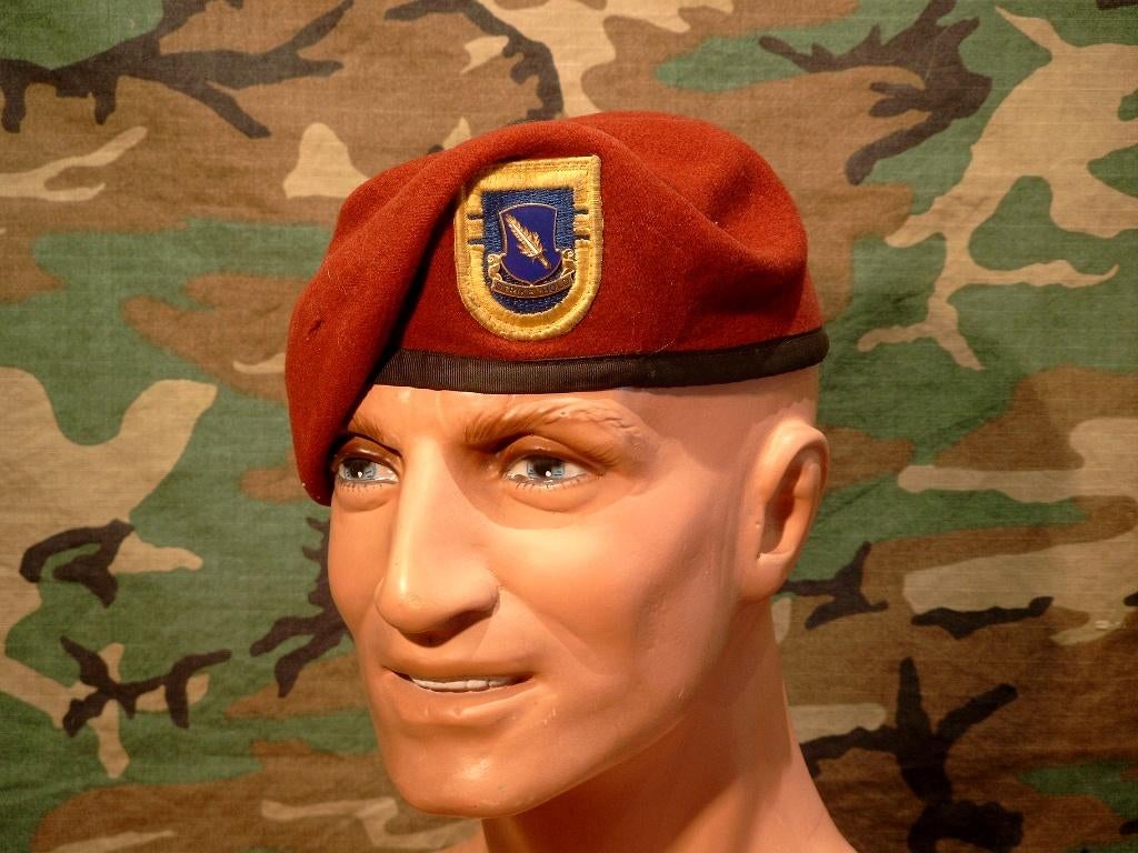 US 82ND AIRBORNE BERET 2/504TH INFANTRY US ARMY PARA, Envoi, Armée de terre, Casque ou Béret