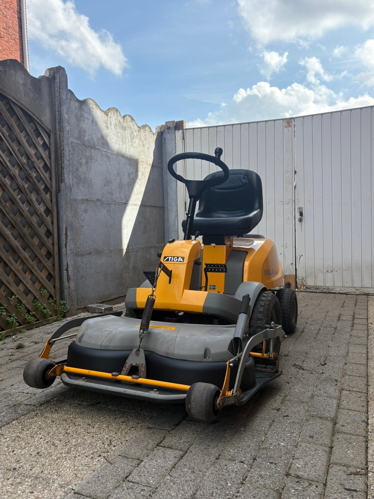 Stiga Zitmaaier, Tuin en Terras, Zitmaaiers, Ophalen, Zo goed als nieuw, Versnellingen, 90 tot 120 cm