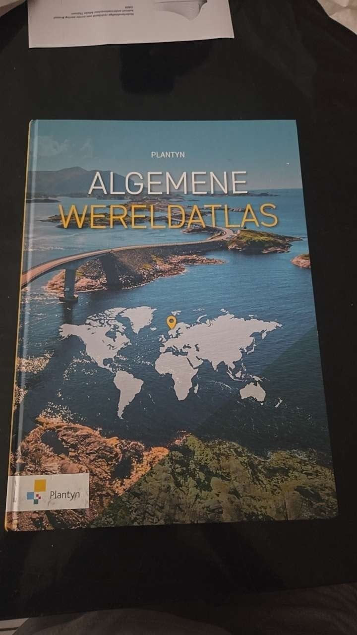 Algemene wereld atlas hhc 1ste middelbaar