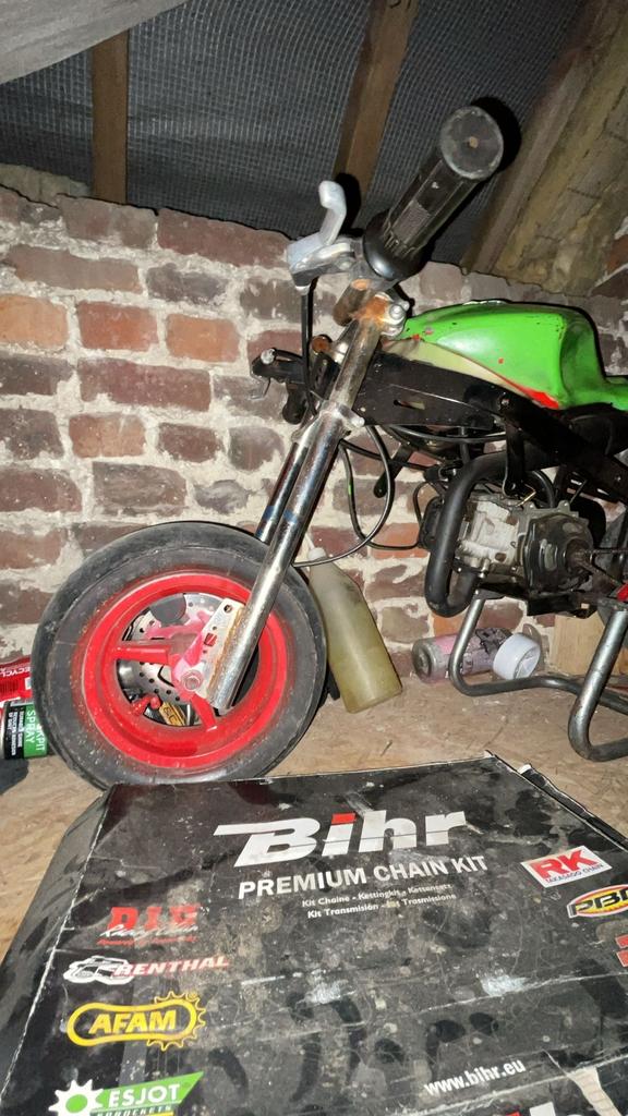 Moto pocket, Enlèvement