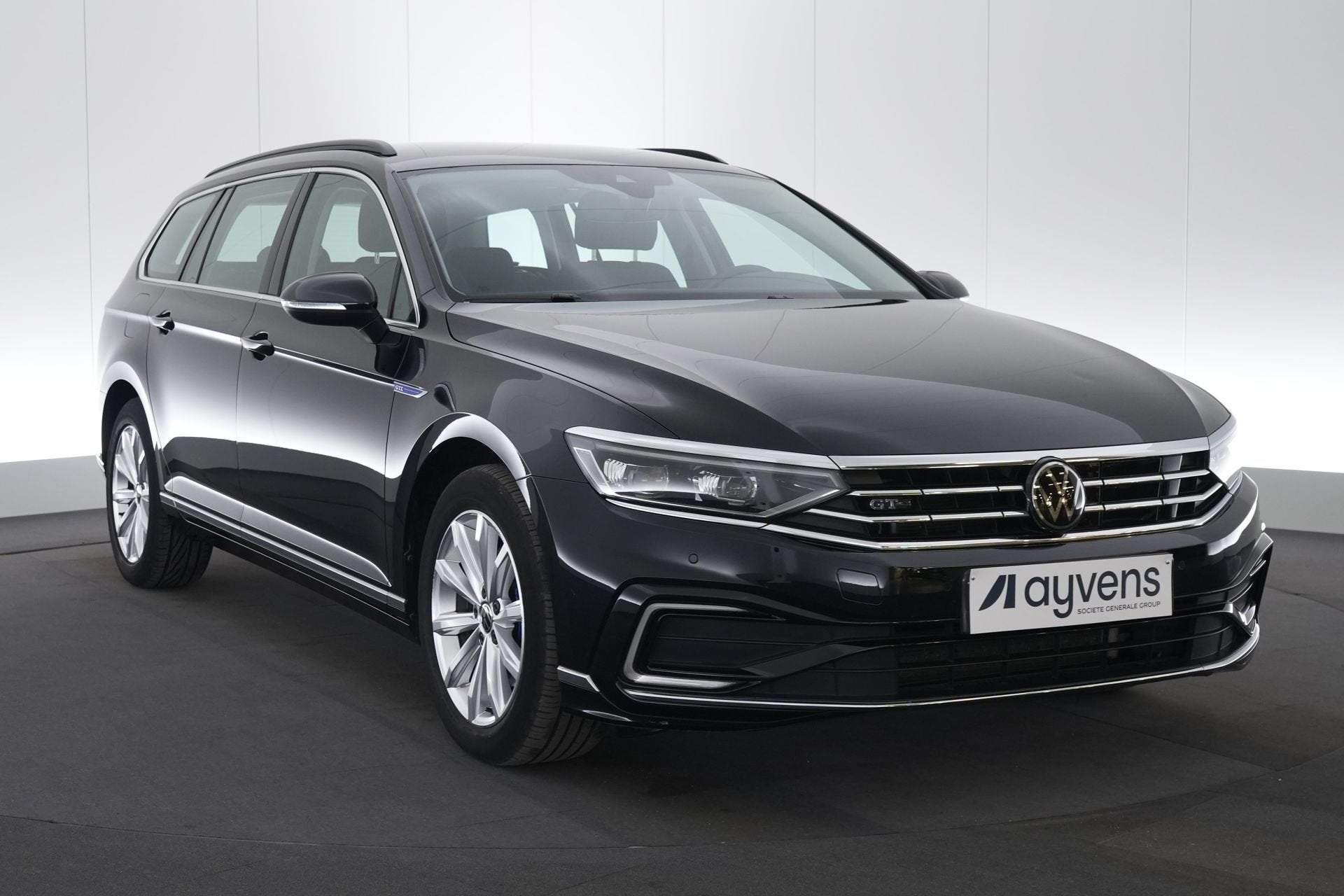 (2DWV934) VOLKSWAGEN PASSAT VARIANT, Auto's, Stof, Gebruikt, Euro 6, 27 g/km
