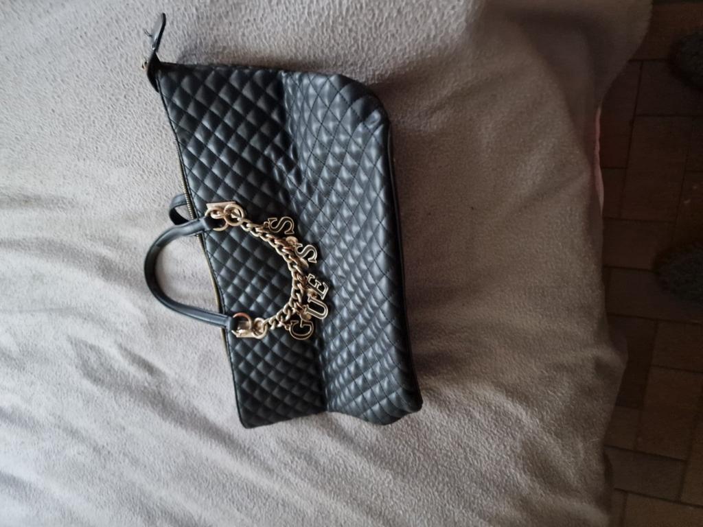 handtassen van guess, Handtassen en Accessoires, Tassen | Damestassen, Ophalen