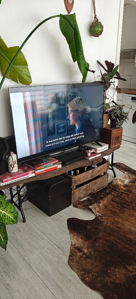 Smart TV TCL à partir de 2025, Autres marques, 40 à 60 cm, OLED, Comme neuf