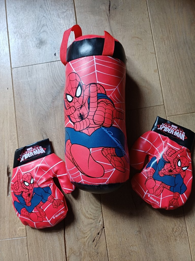 boksbal en handschoenen spider man, Enlèvement ou Envoi, Utilisé