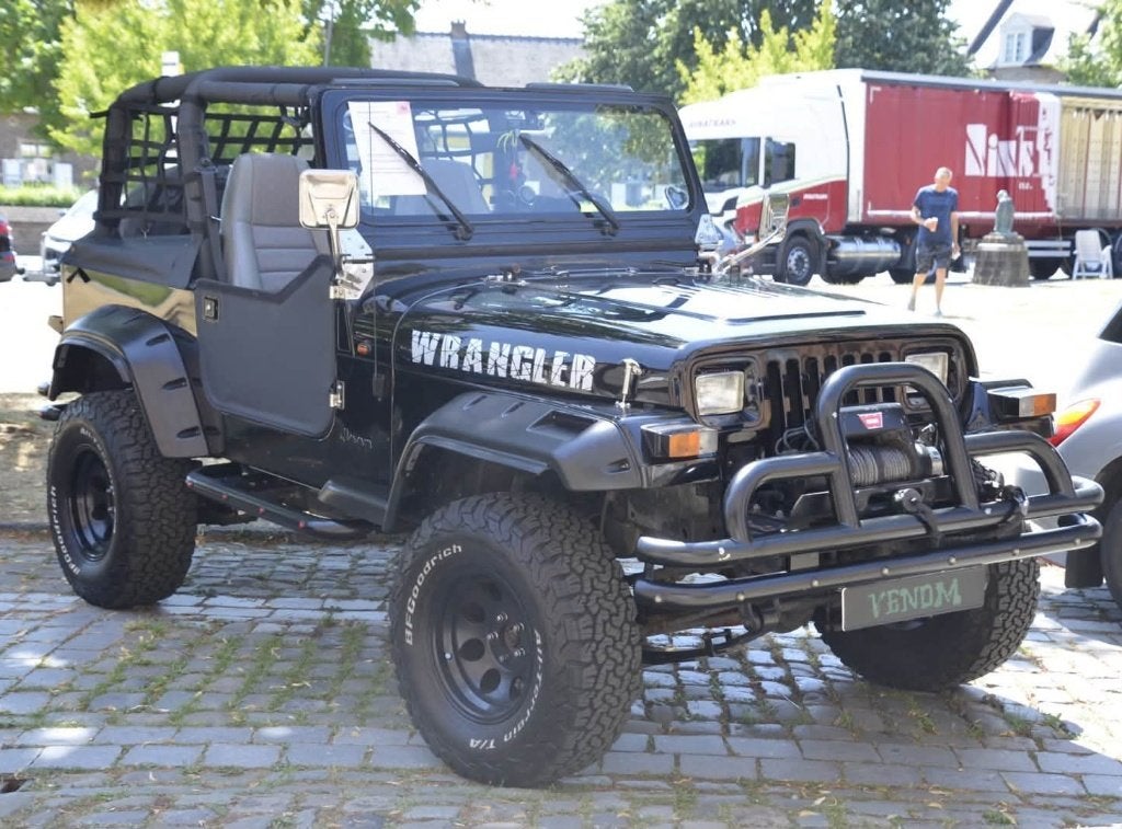 Jeep wrangler yj, Auto's, 4x4, Achterwielaandrijving, Zwart, Leder