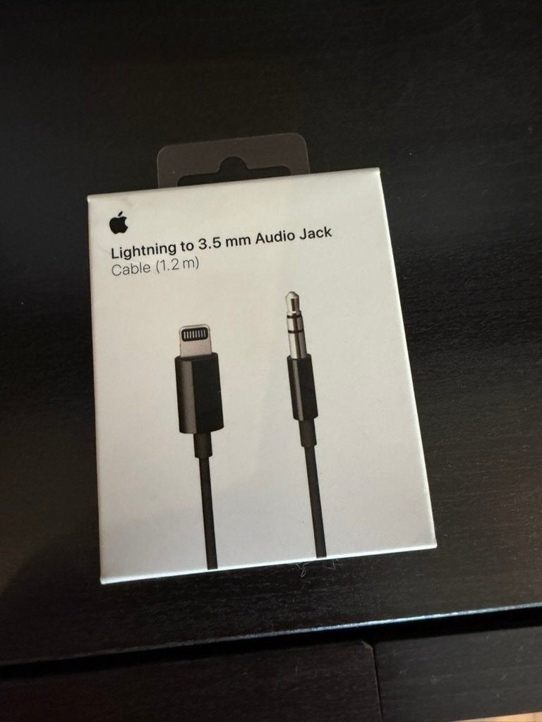 Apple Lightning naar 3,5mm audiojack kabel nieuw, Ophalen of Verzenden, Nieuw, Apple
