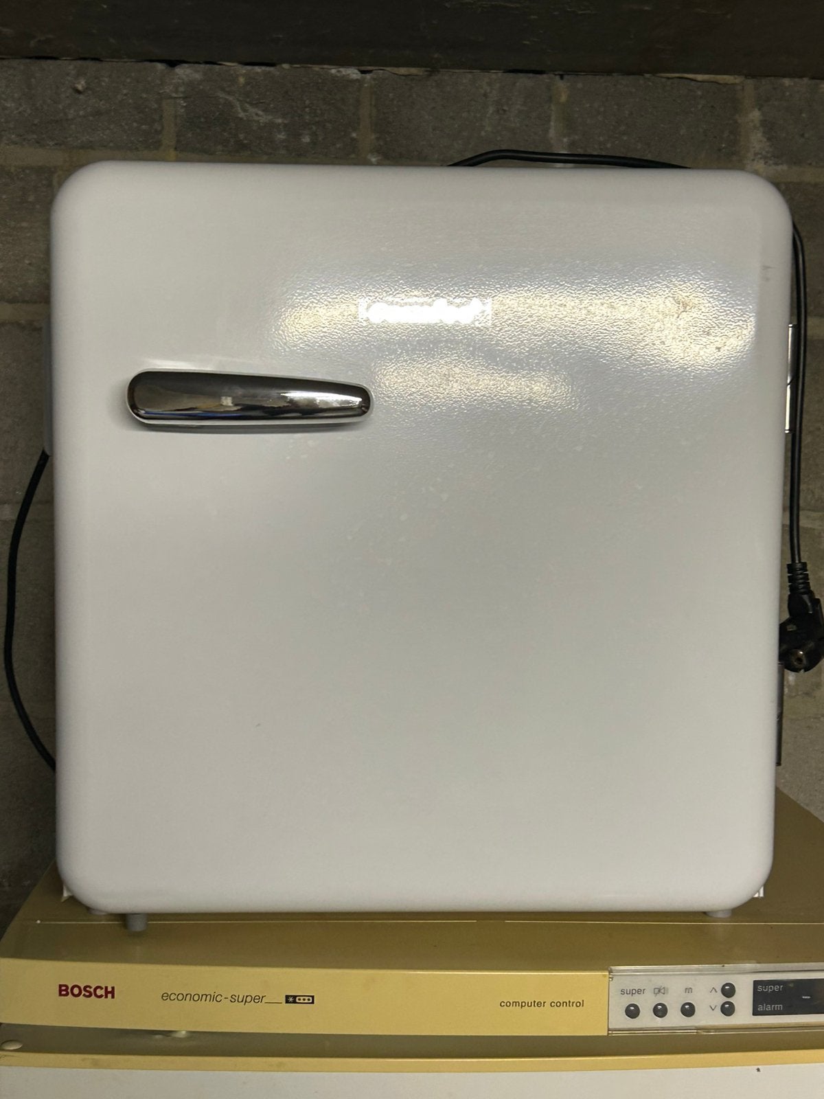 Mini Frigo, Elektronische apparatuur, Ophalen, Zo goed als nieuw
