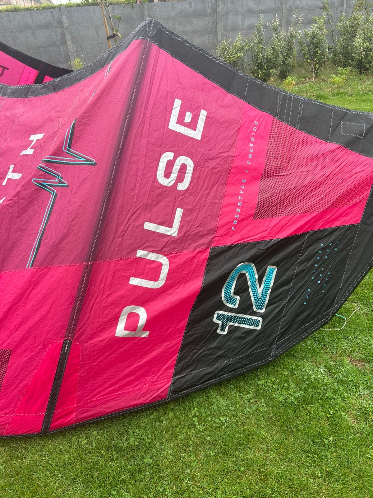 Kite North Pulse 2024, Ophalen, Zo goed als nieuw, 12 m², Kite