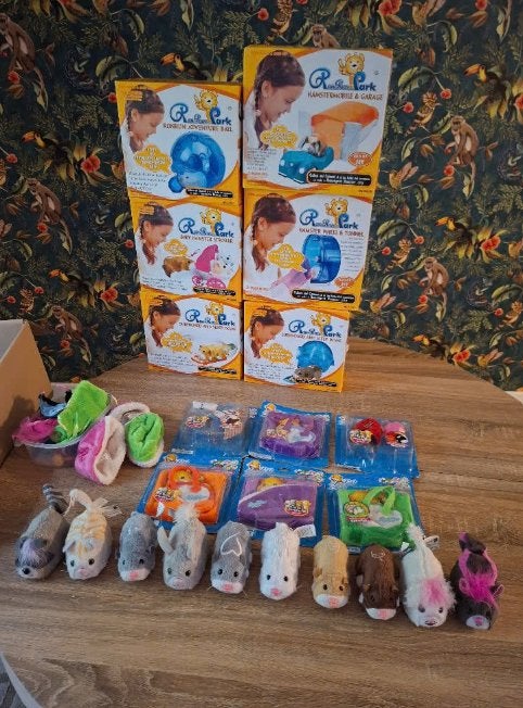 RunRun Park – Grote hamsterverzameling /accessoires, Ophalen, Gebruikt
