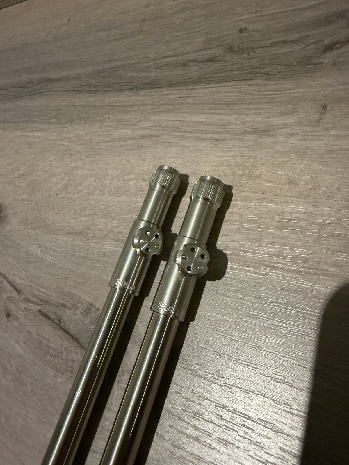2 x solar proloc 16’ banksticks (40-65cm), Sports nautiques & Bateaux, Pêche à la ligne | Carpes, Enlèvement ou Envoi, Comme neuf