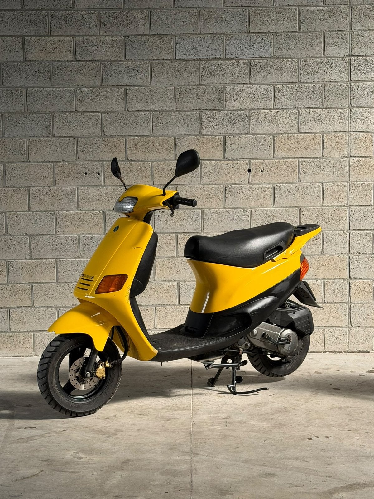 Piaggio fastrider type 1, Motos, Enlèvement