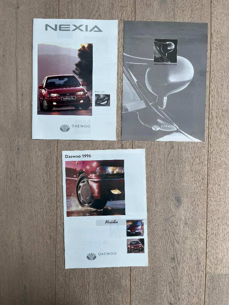 DAEWOO NEXIA FOLDERS, Ophalen of Verzenden