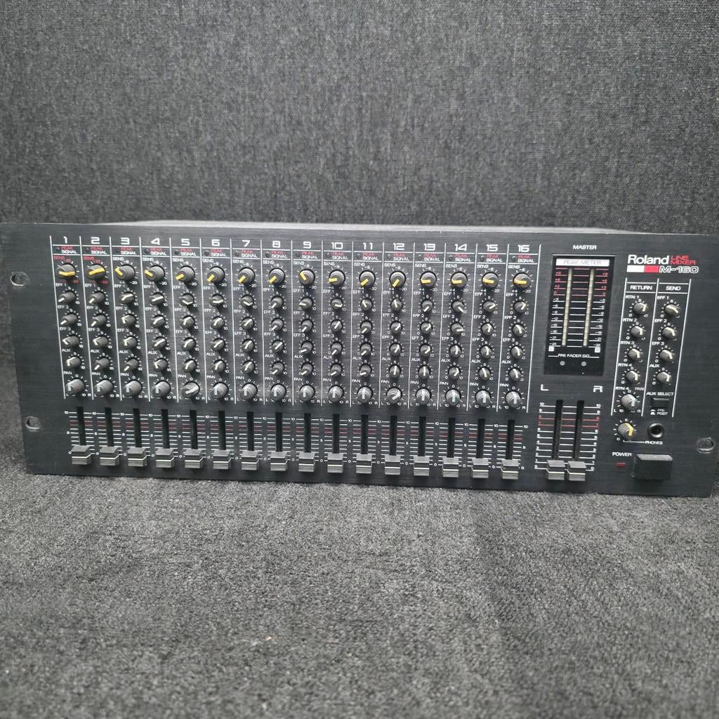 ROLAND  M-160   studio line mixer nostalgie, Muziek en Instrumenten, Mengpanelen, Ophalen of Verzenden